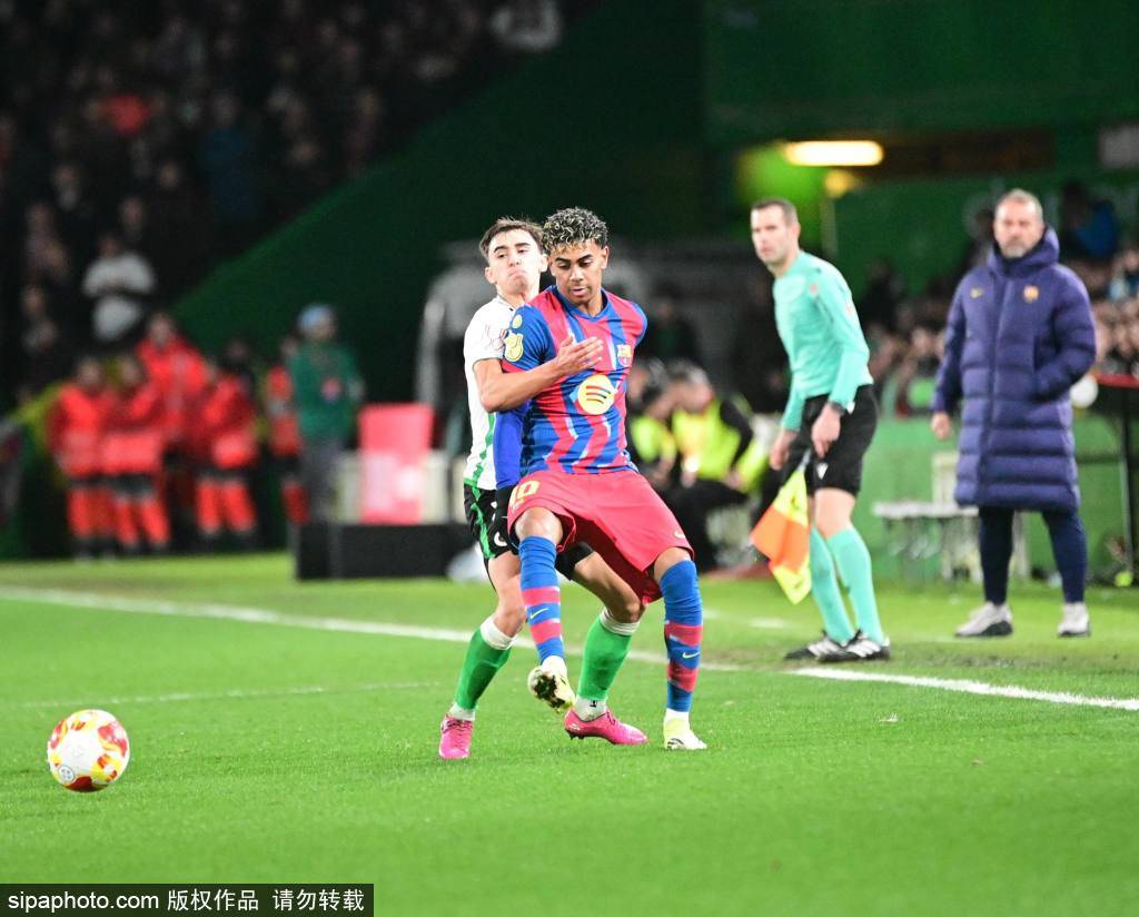 西甲9连斩！凌晨4点巴萨虐菜之战：三叉戟强攻 旧将反戈